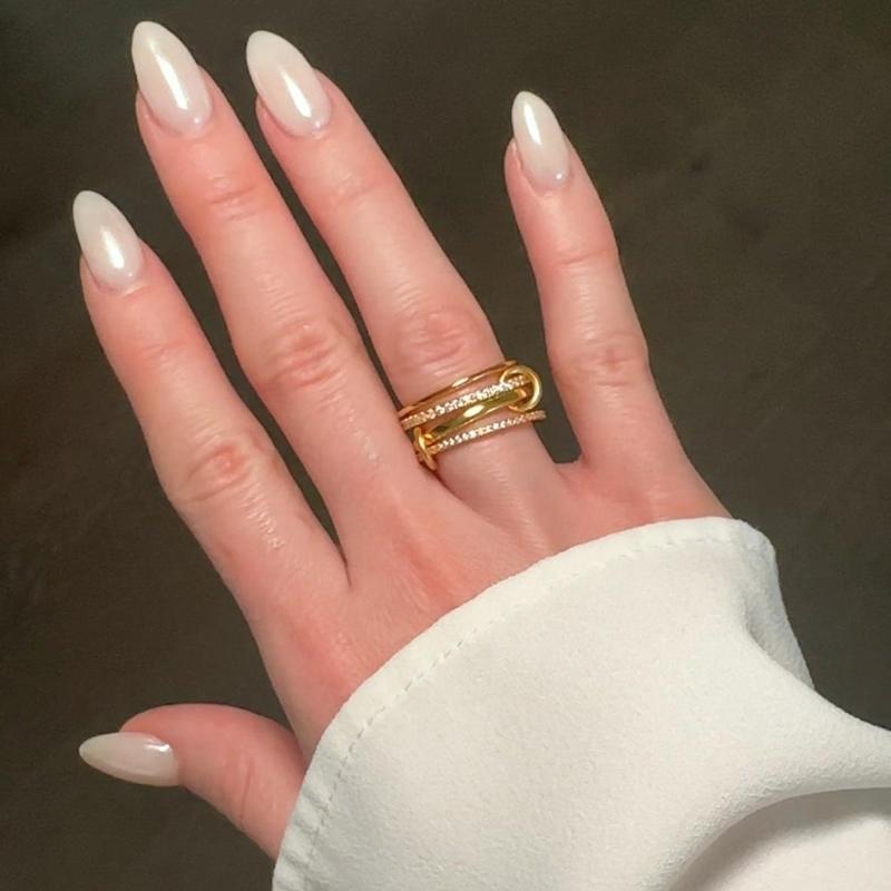 Interlocked Stackable Rings