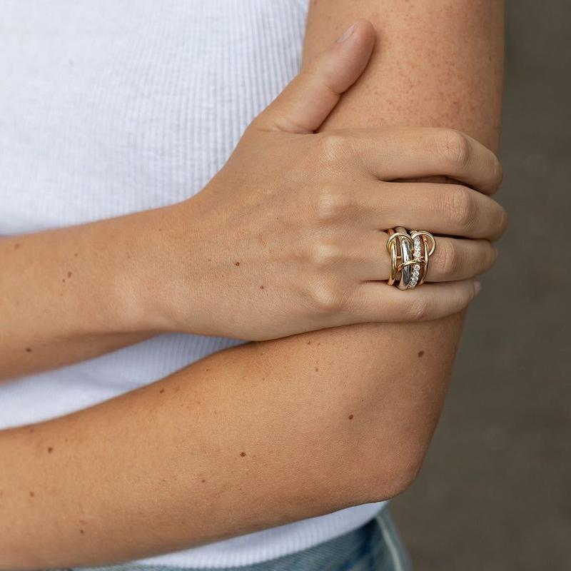 Interlocked Stackable Rings